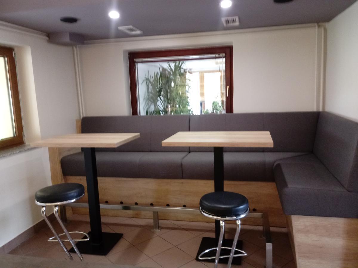Guesthouse Zivko Dobrovce المظهر الخارجي الصورة